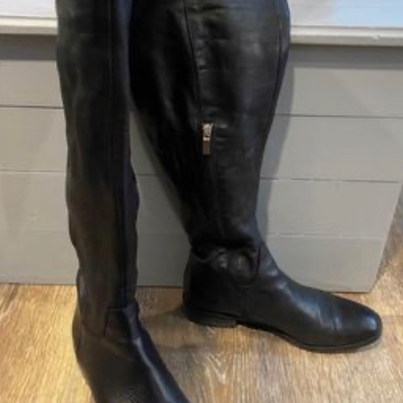 Knee high leather boots - Picture 2 of 3
